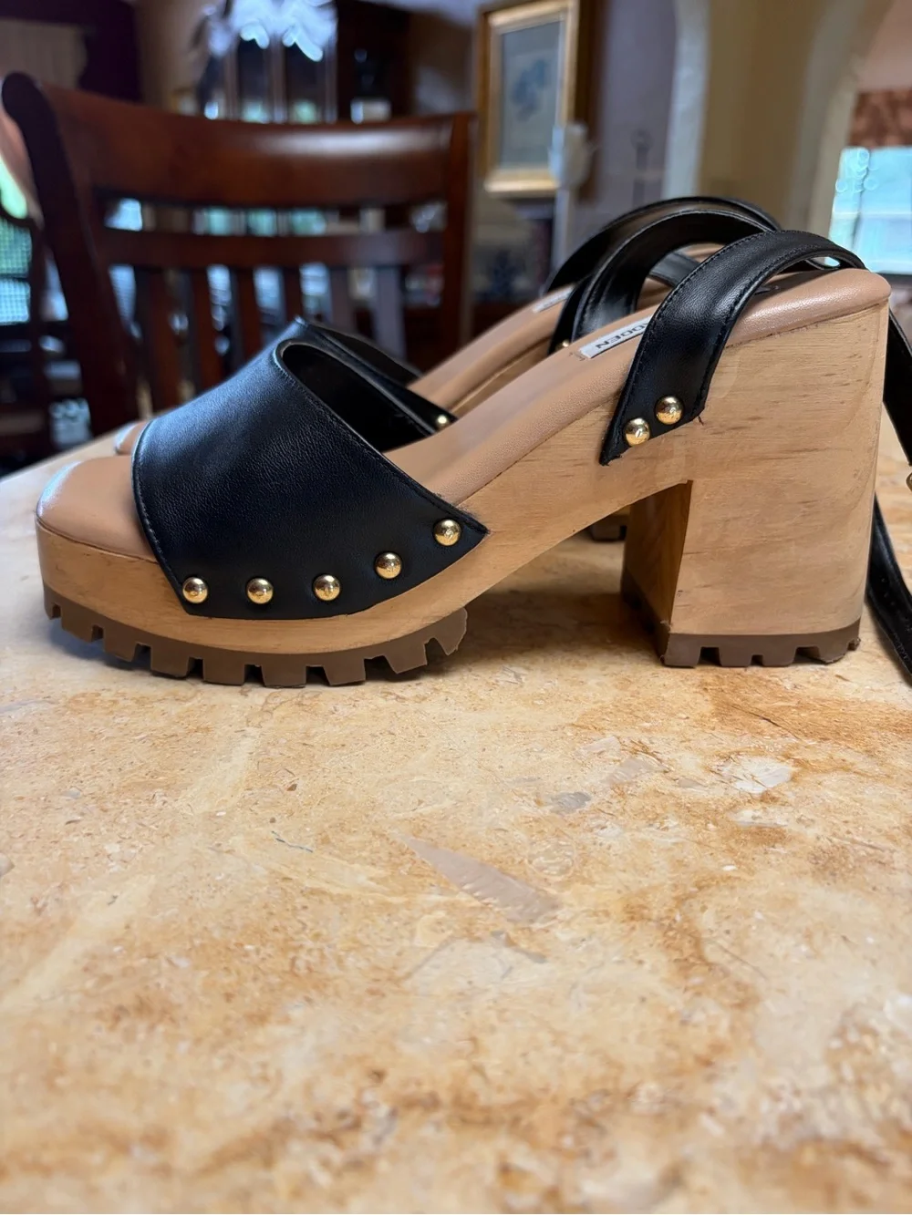 Steve Madden chic platform